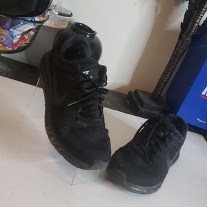 Nike Air Max Black Running Shoe 10.5